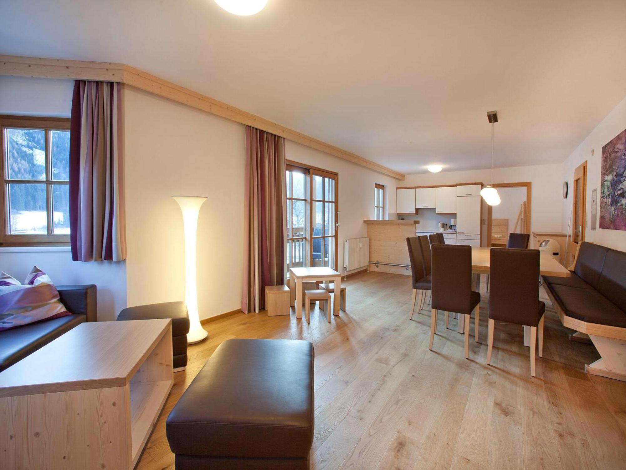Apartment In Wald Im Pinzgau With Swimming Pool And Views エクステリア 写真